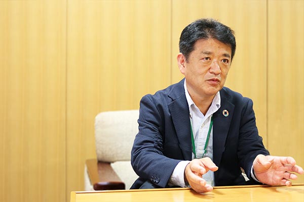 勝見 貴郊 氏